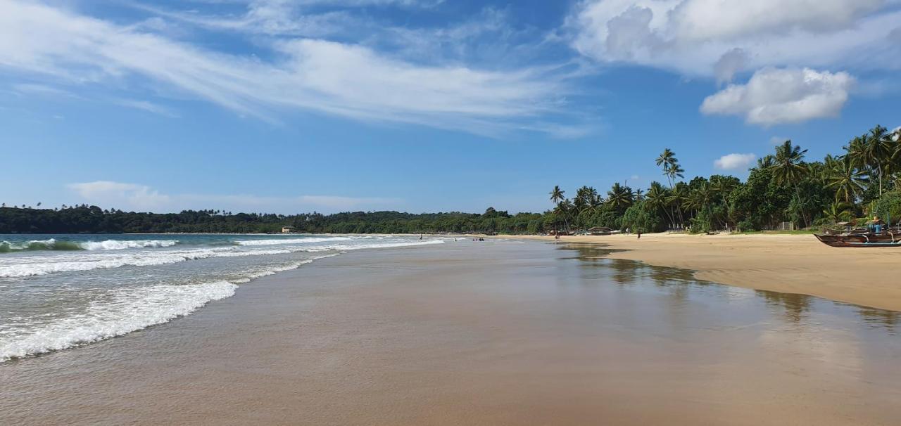 Mawella Beach Resort Tangalle Exterior photo