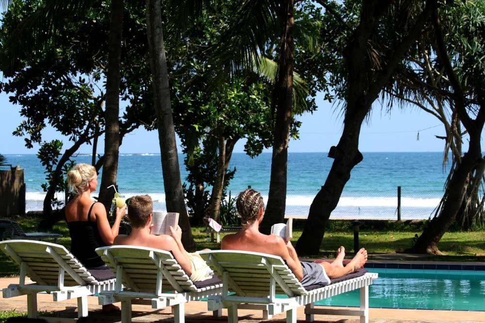 Mawella Beach Resort Tangalle Exterior photo